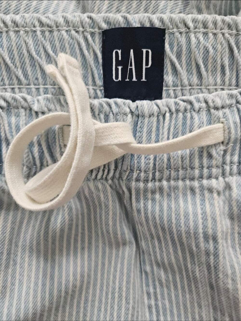 GAP MID- RISE ULTRA SOFT EASY HORSESHOE JEANS RAILROAD STRIPE BLUE LARGE - Picture 9 of 10